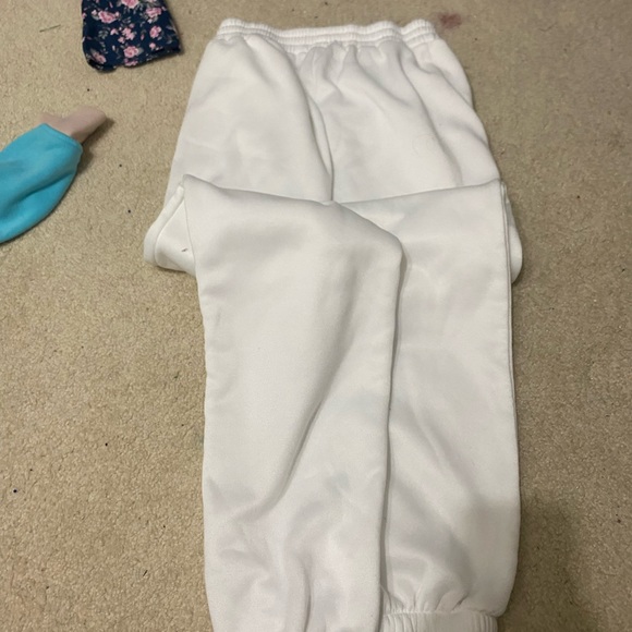 Sweats - Picture 2 of 3